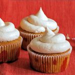 PUMPKIN CUPCAKES WITH CINNAMON CREAM CHEESE FROSTING